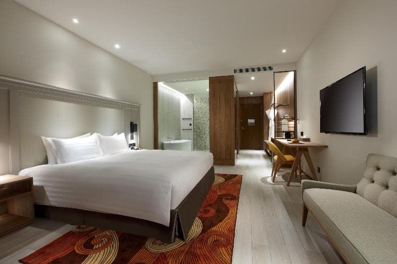 Discovery Hotel 1