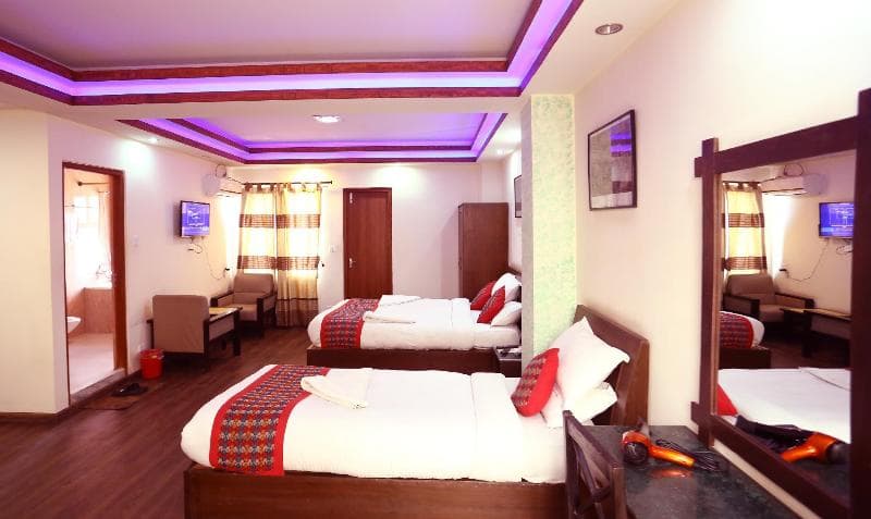 Alpine Hotel & Apartment main