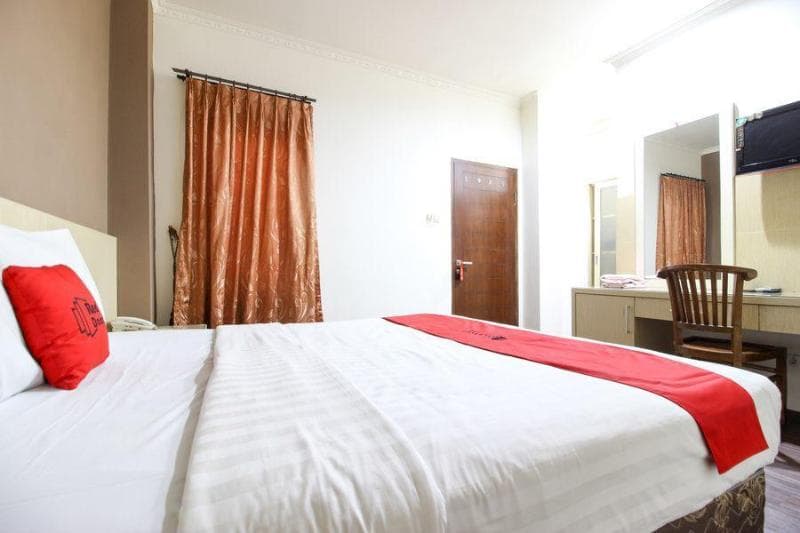 RedDoorz Near Stadion Manahan Solo 5