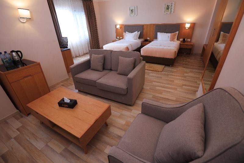 Mado Hotel 4
