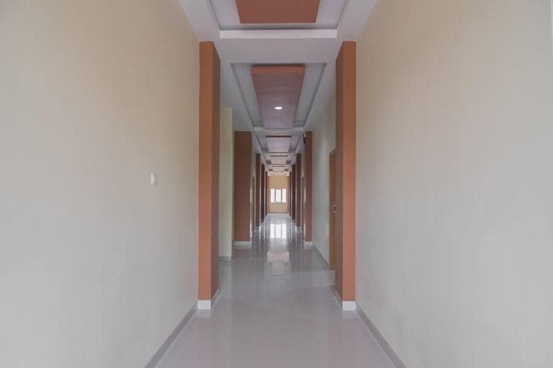Reddoorz Near Islamic Center Samarinda 3