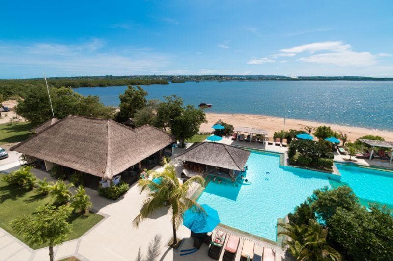 Peninsula Bay Resort photo 1