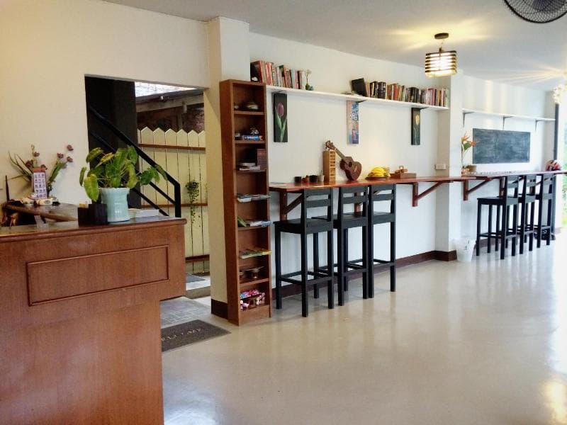 Lom La Lanta Hotel (Adults Only) 4