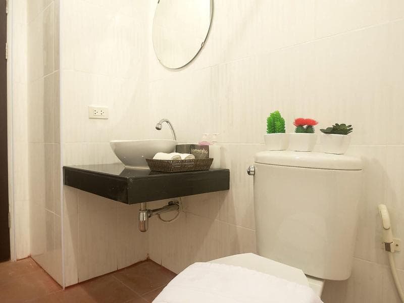 Green Leaf Hostel 5