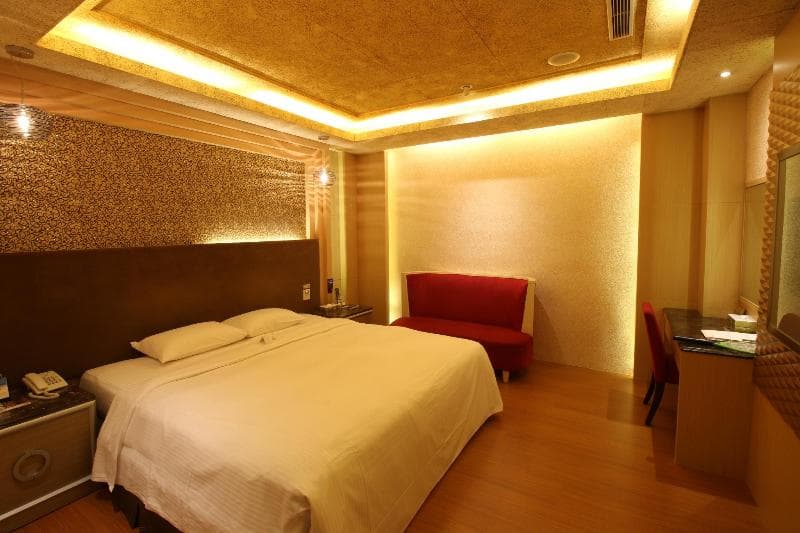 R7 Hotel 5