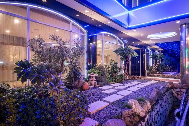 Golden Phoenix Hotel 5