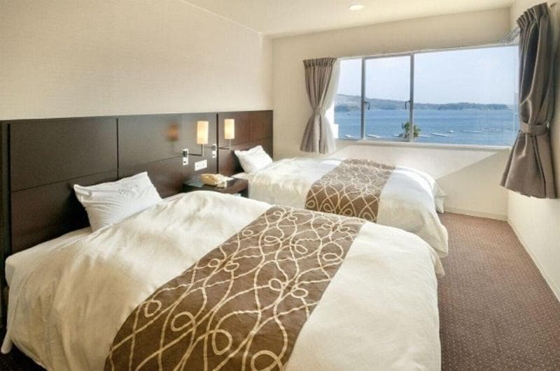 Wisterian Life Club Toba 5