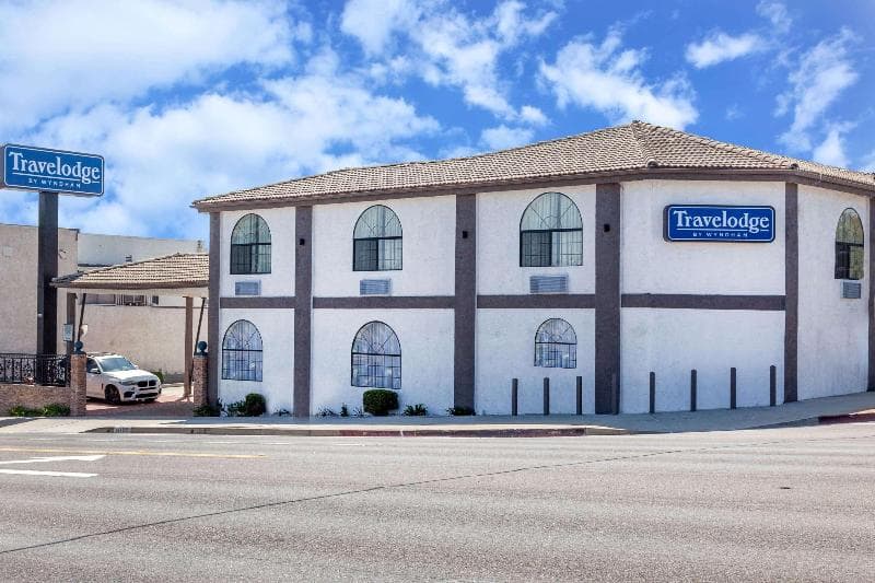 Travelodge By Wyndham Harbor City 5