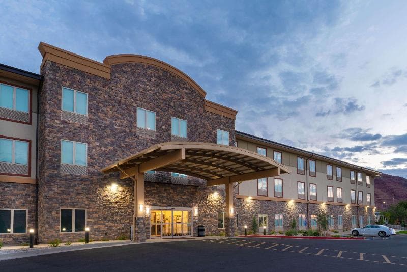 Wingate by Wyndham Moab photo 1