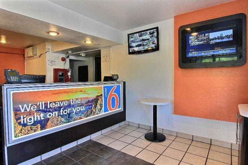 Motel 6 Austin North 4