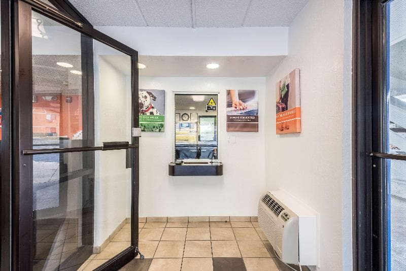 Motel 6 Birmingham 5