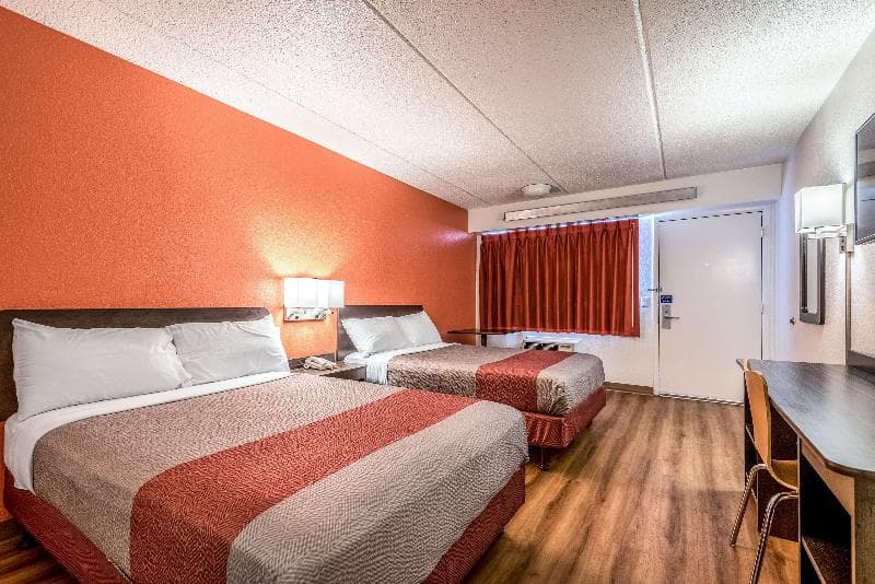 Motel 6 Birmingham photo 1