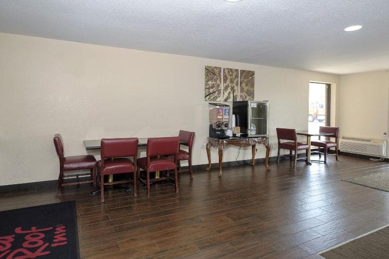 Red Roof Inn Hillsville 4