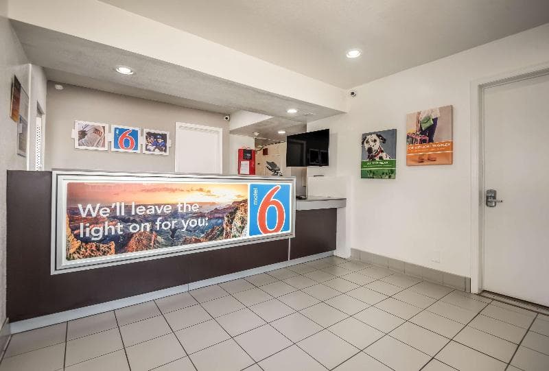 Motel 6 College Station - Bryan 4