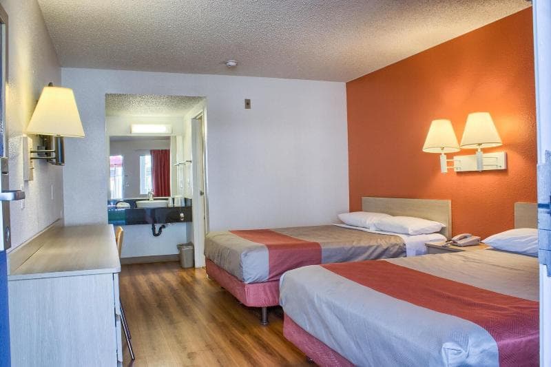 Motel 6 Seattle South 2