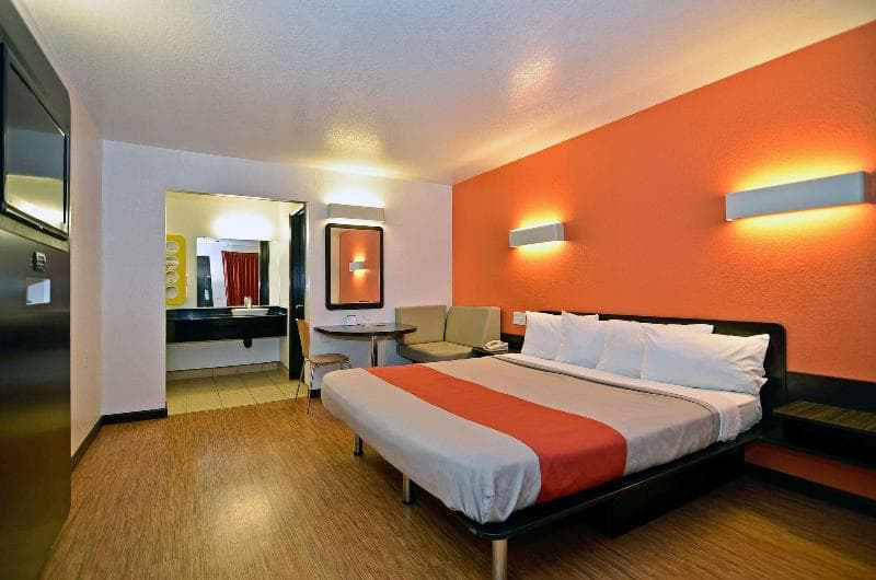 Motel 6 Fairfield 3