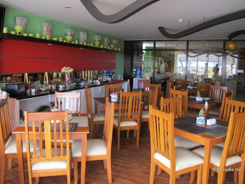 Sugbutel Family Hotel photo 1