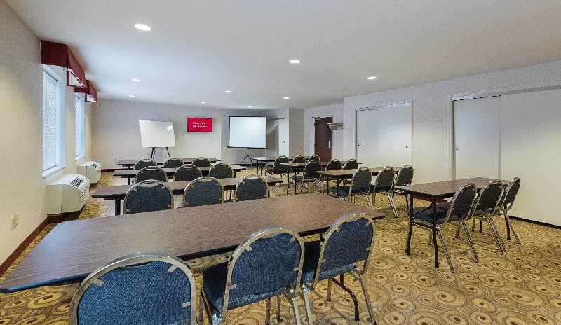 Red Roof Inn Etowah photo 1