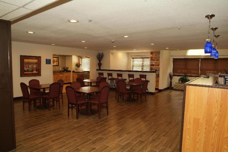 Expo Inn Hotel 4