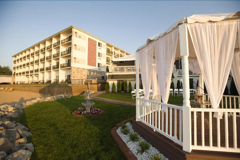 Parkshore Resort 4