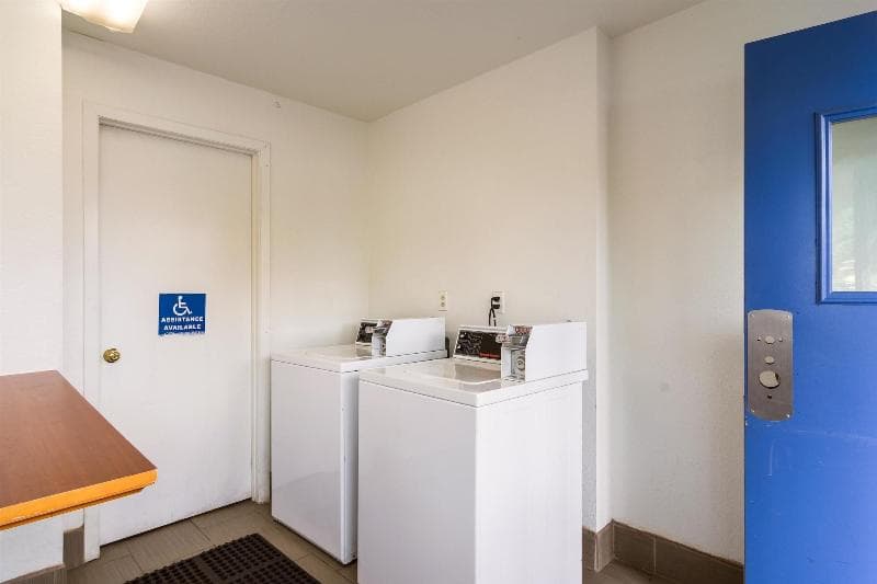 Motel 6 Vancouver 2