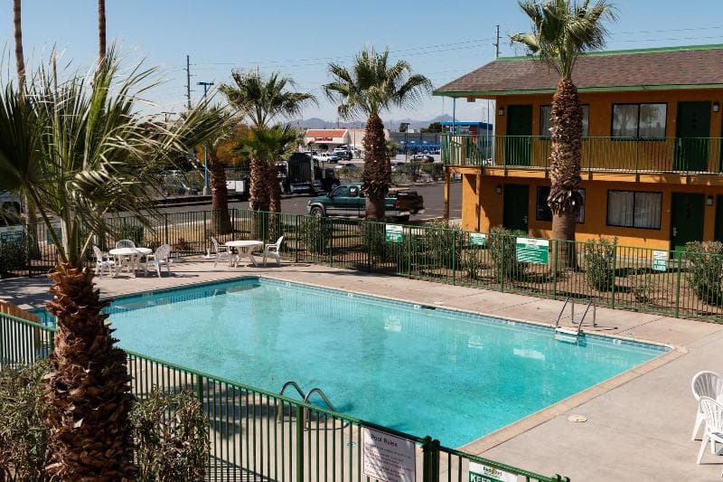 Budgetel Inn & Suites Yuma 4