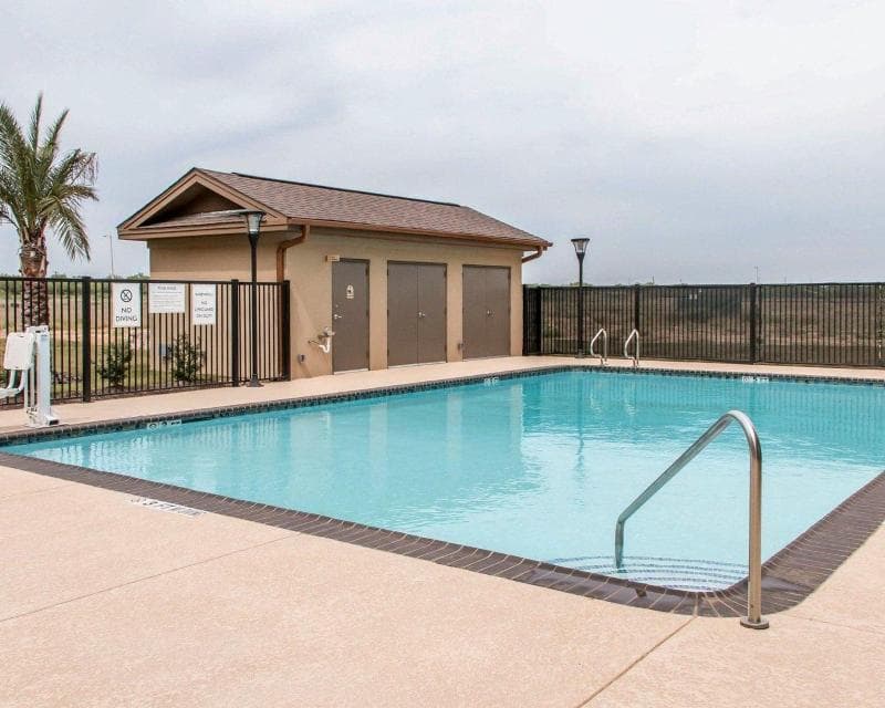 Mainstay Suites Cotulla photo 1