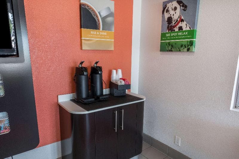 Motel 6 Del Rio 2
