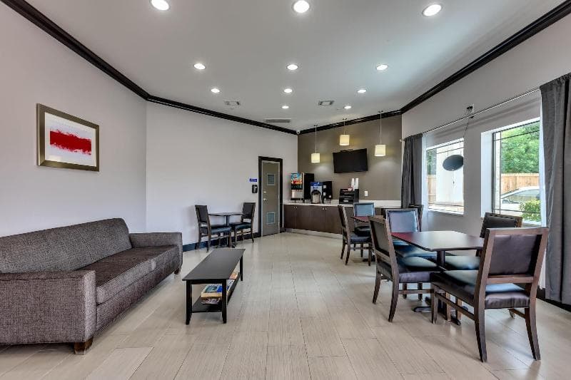 Americas Best Value Inn & Suites Iah Airport North main