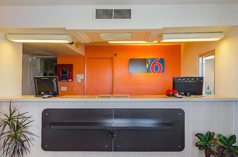 Motel 6 Laramie 4