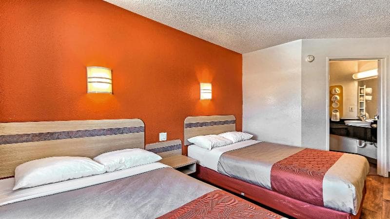 Motel 6 Seaside 2