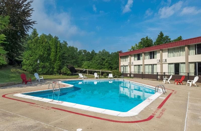 Days Inn By Wyndham Williamsport 4