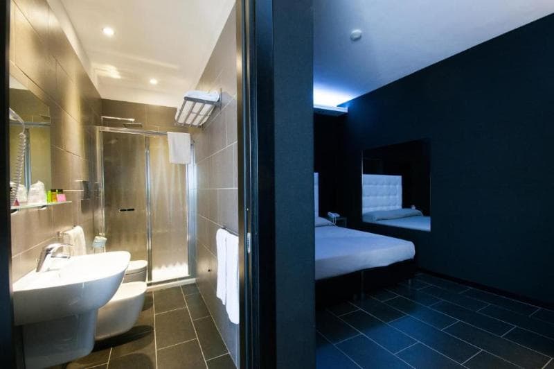 Fly Boutique Hotel 4