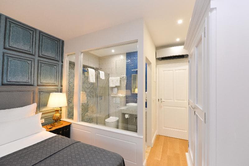 The Duke Luxury Rooms 5