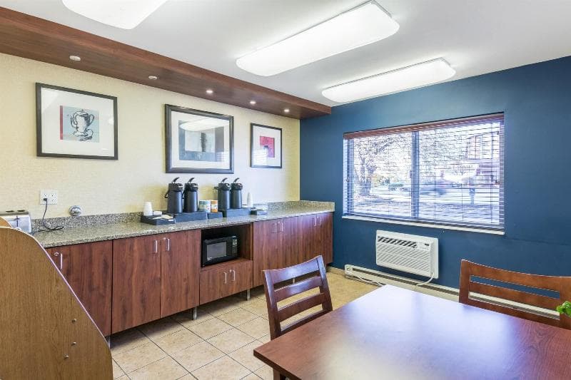 Motel 6 Eau Claire 5