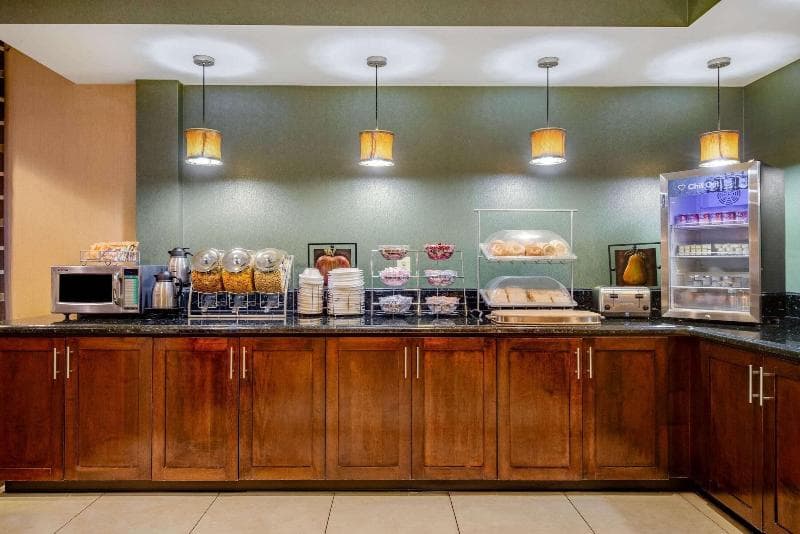 La Quinta Inn & Suites by Wyndham Edgewood / Aberdeen-South 3