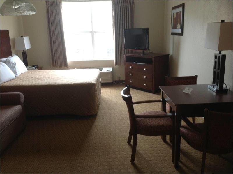 Landmark Inn Fort Liberty 5