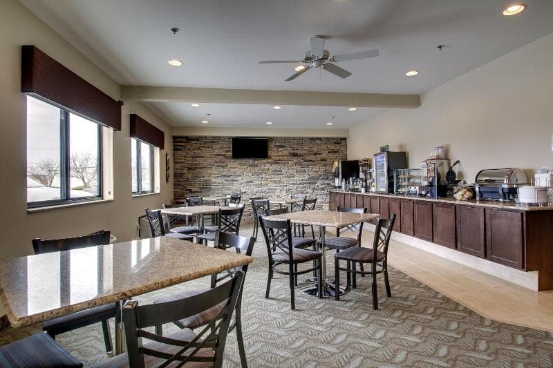 Cobblestone Inn Suites A Fort Dodge 4
