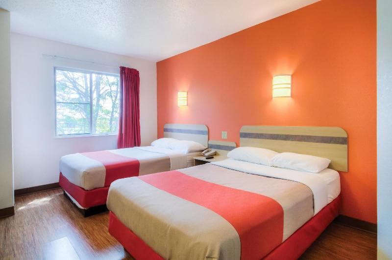 Motel 6 Minneapolis South - Lakeville photo 1