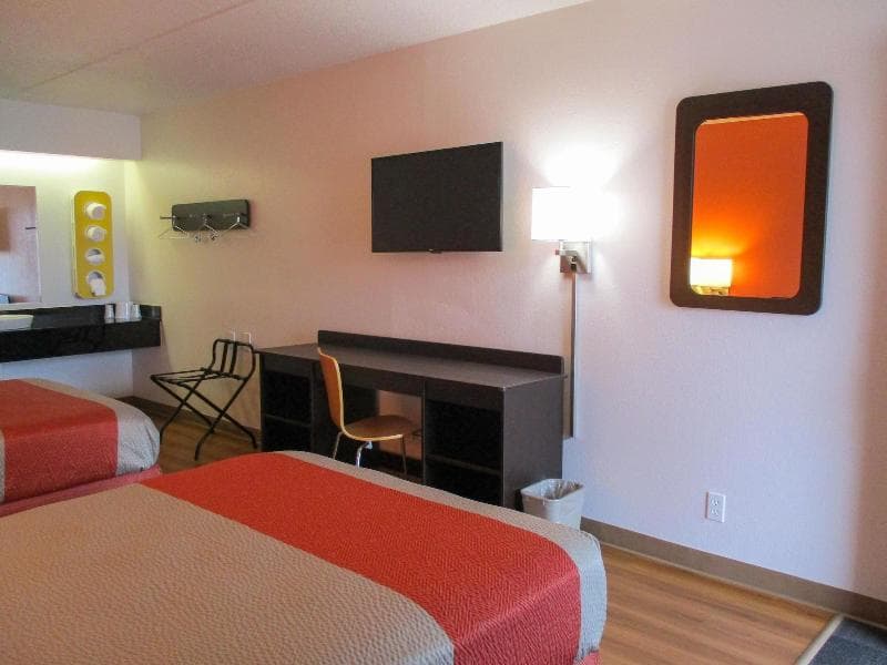 Motel 6 Memphis, TN – Downtown 3