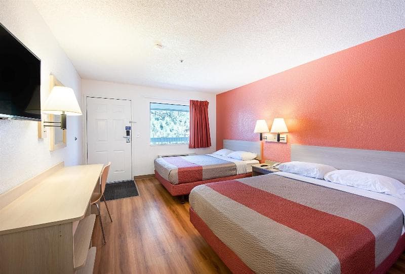 Motel 6 Reno Airport Sparks 2