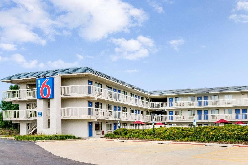 Motel 6 Chicago Nw - Rolling Meadows photo 1