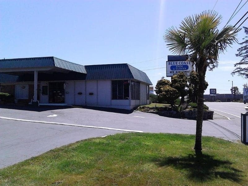 Blue Coast Inn And Suites 4