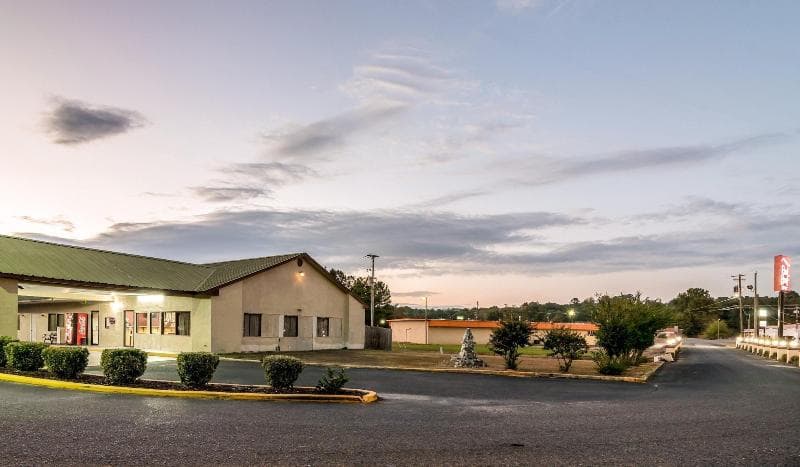 Red Roof Inn Sylacauga 4