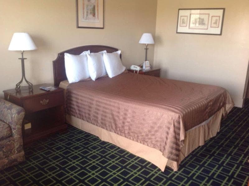 Hilltop Inn - Pittsburgh 1