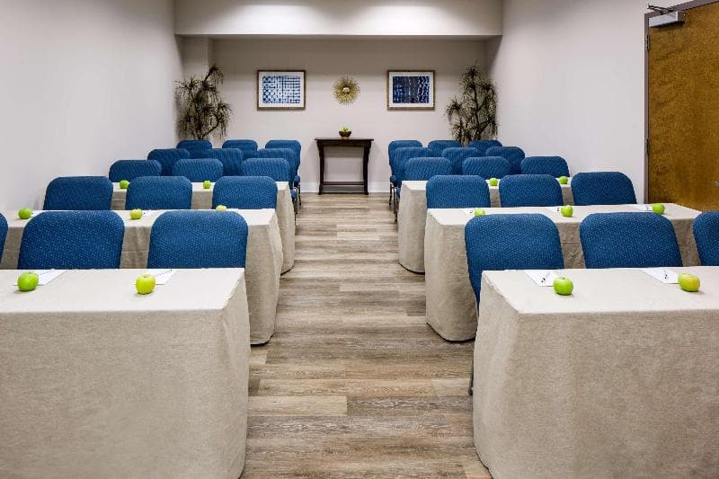 Watt Hotel Rahway, Tapestry Collection by Hilton 4