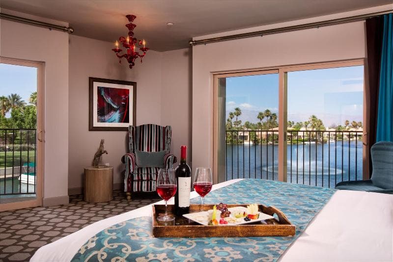 The Chateau At Lake La Quinta 3