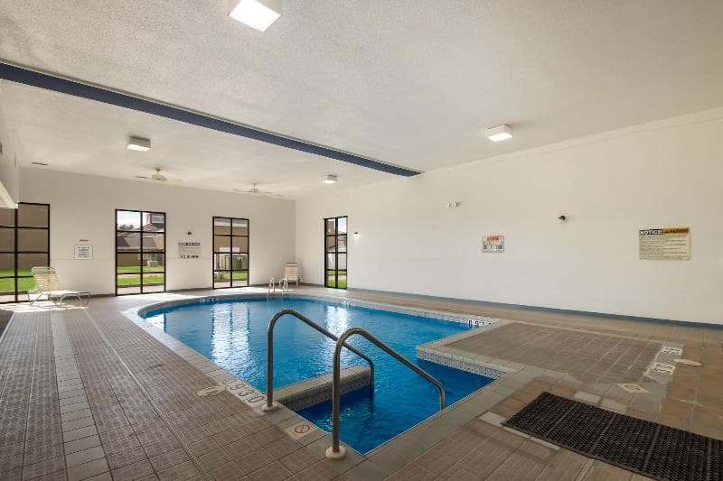Motel 6 Rothschild photo 1