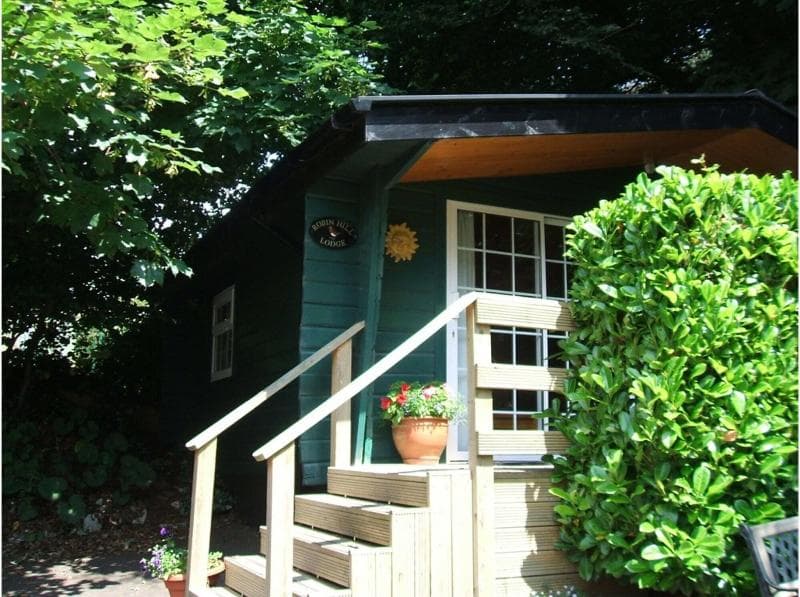 Robin Hill House 3