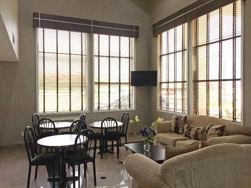 Americas Best Value Inn & Suites Mont Belvieu Houston 5